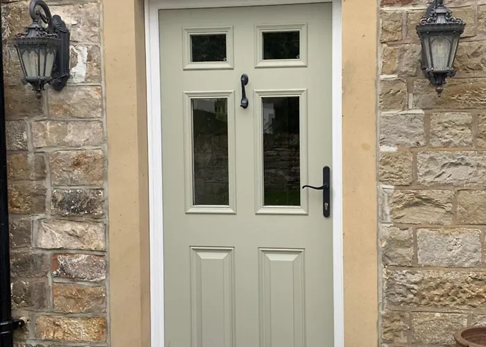 Collingwood Cottage, Brampton